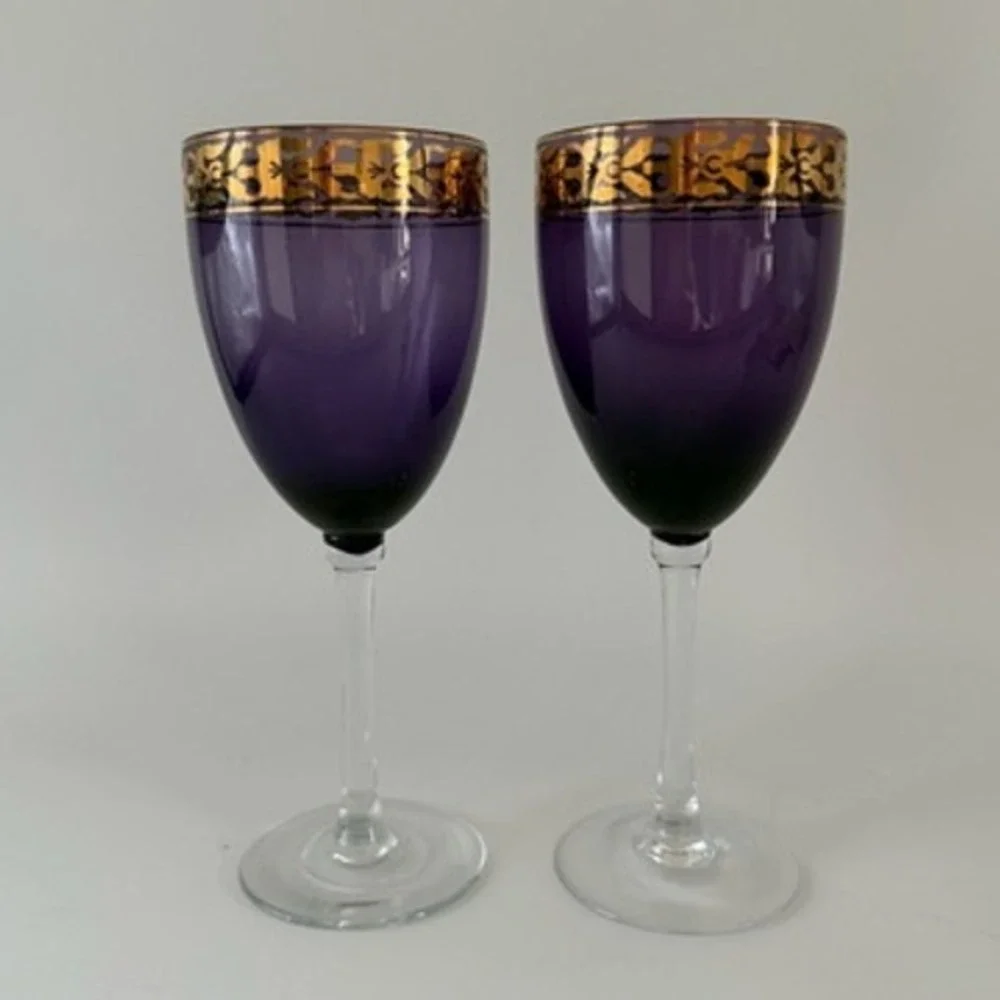 Pier 1 Vintage Amethyst Purple Wine Glasses with Gold Encrusted Rim‎ Set of 2
